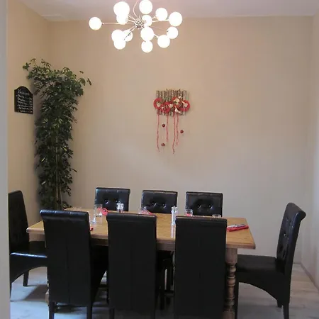 Le C Gourmand מלון 2*